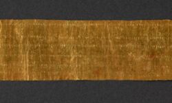 Balinese letter on gold, 1768. Egerton 765, f.1r. The British Library has a small letter from Bali, written entirely on a sheet of gold, sent from two princes of Bali – Kanjeng Kyai Angrurah Jambe of Badung and Kyai Angrurah Agung of Mengwi – to Johannes Vos, the Dutch Governor of Semarang. Balinese letter on gold
