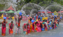 Tai Le Water Splashing Festival. Photo: China Culture Tai Le water splashing festival