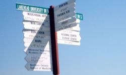 Sign at Lakehead University in Ojibwe and English Sign at Lakehead University